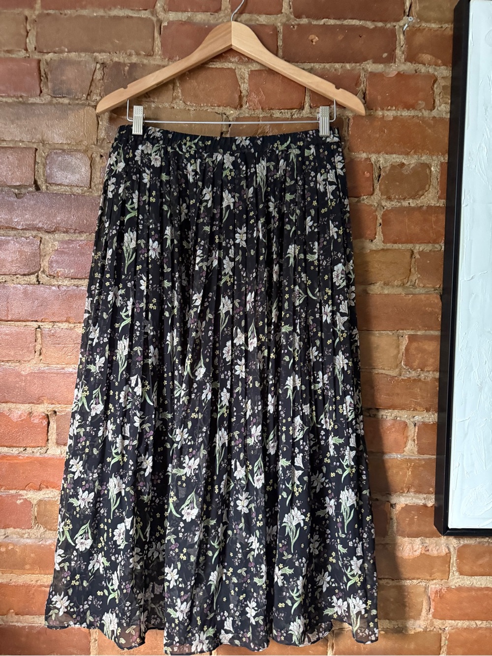 Black Floral Pleated Midi Skirt - Women's